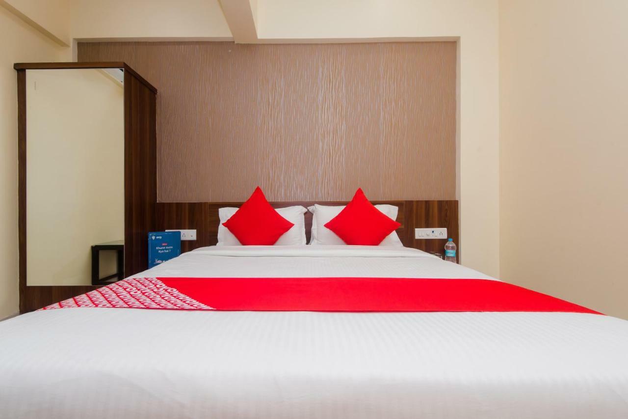 Hotel Park Inn Васаи Экстерьер фото