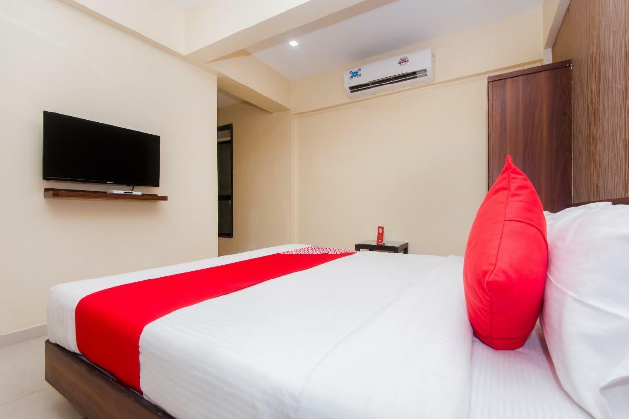 Hotel Park Inn Васаи Экстерьер фото